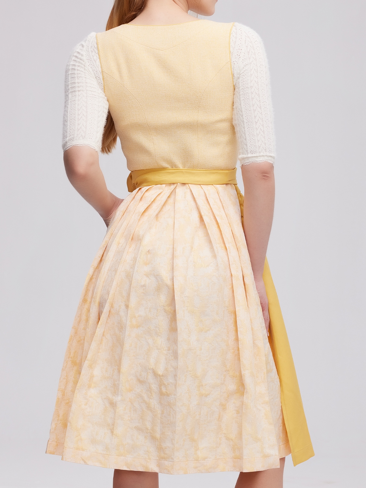 Dirndl in pastellgrün – ein Highlight für jeden Anlass