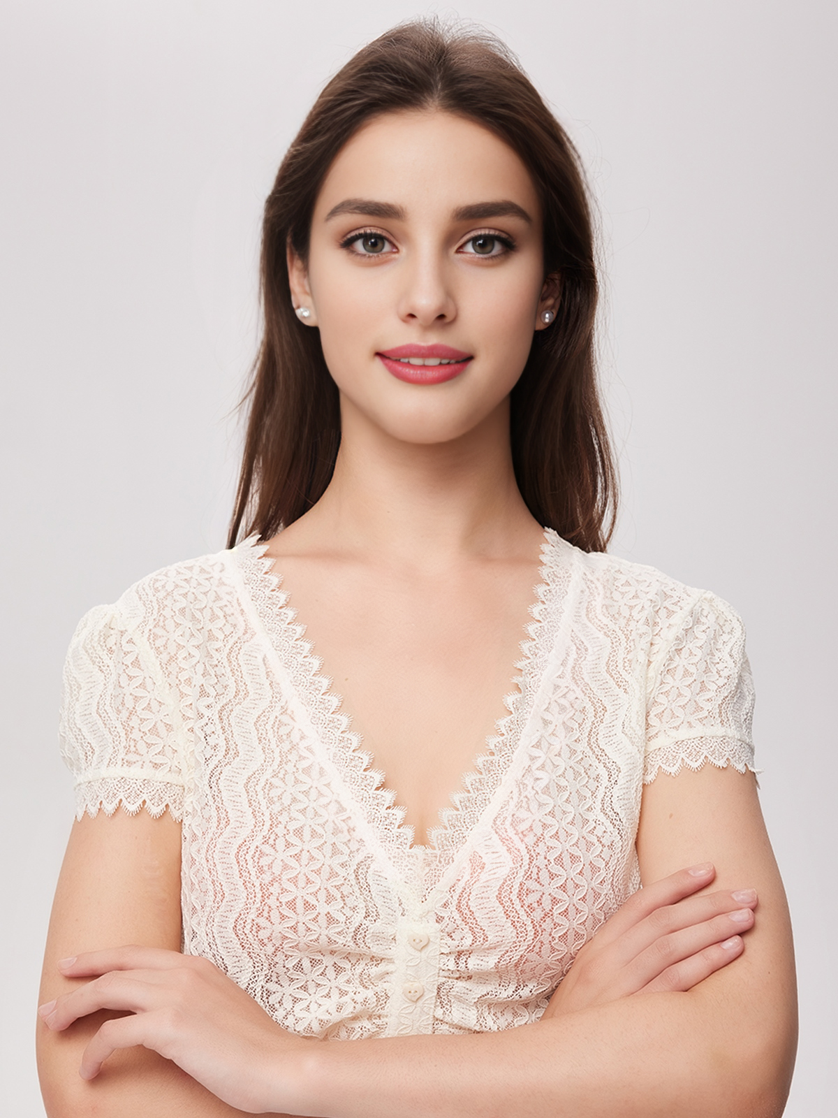 Modernes Dirndl mit weißer Bluse