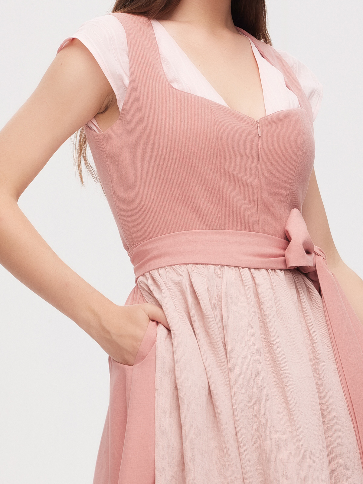 Dirndl in Rosa