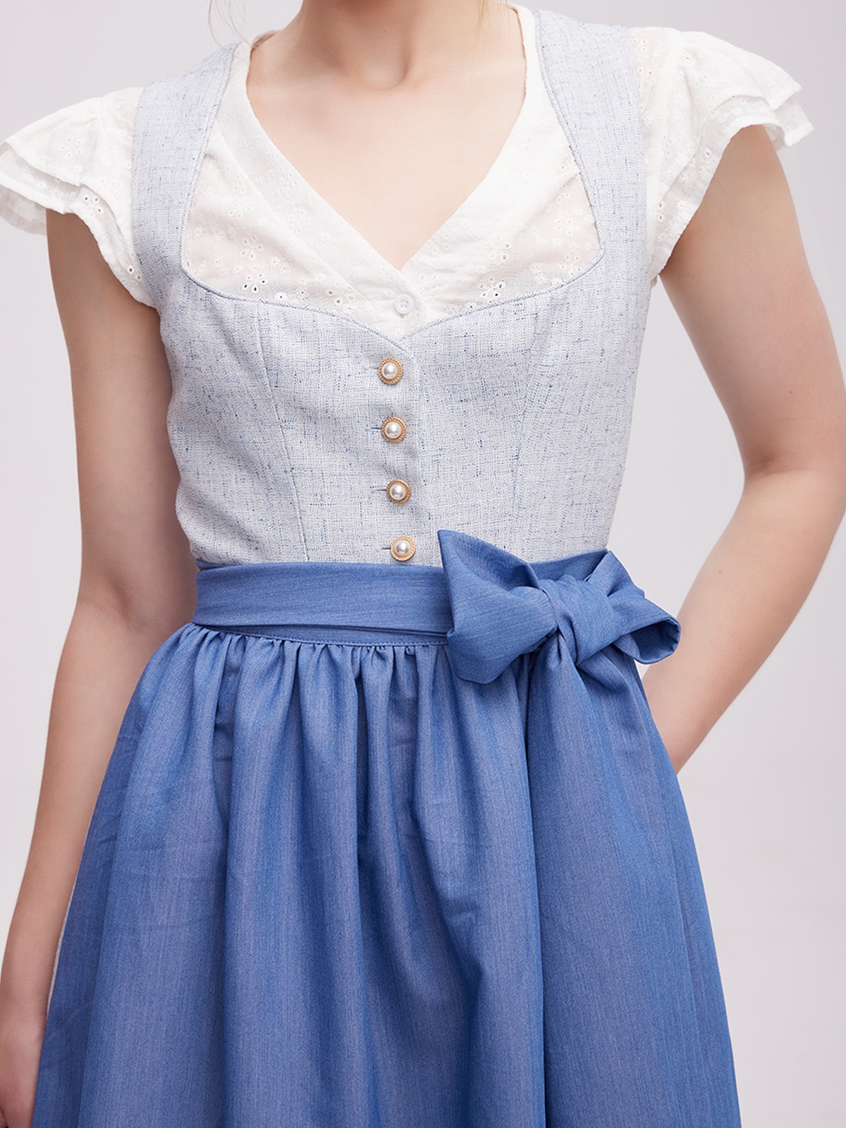Eleganter blauer Trachtenrock