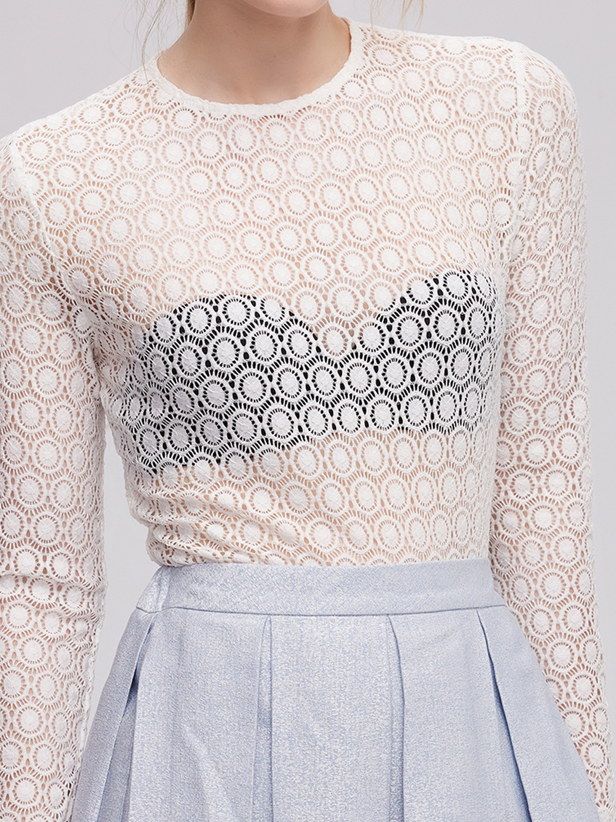 Dirndl schlicht blau – elegante Tracht für jeden Anlass