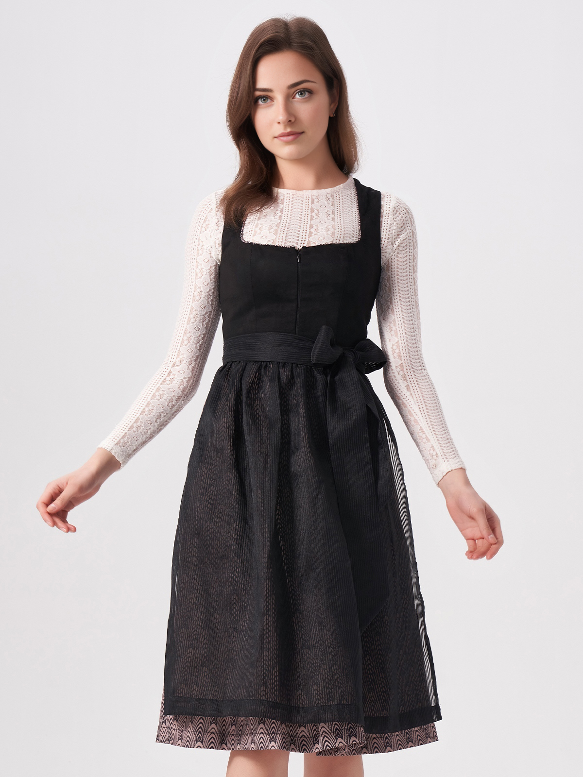 Modernes schwarzes Dirndl von Ehreer