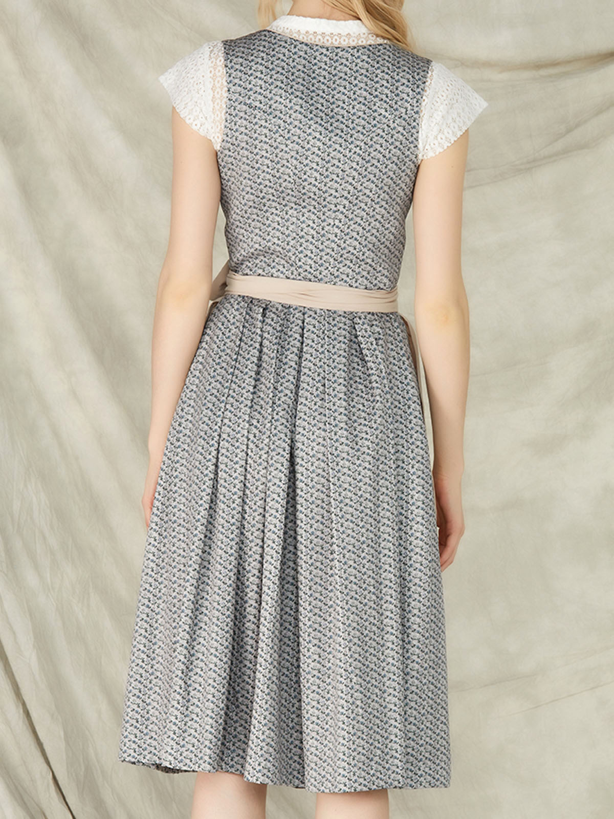 Dirndl mit Hakenverschluss in Blau