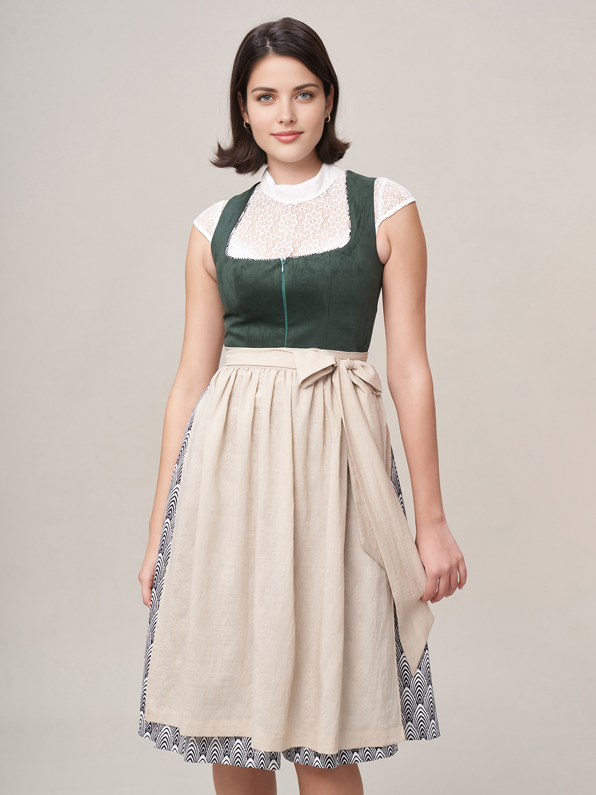 Moderne Dirndl Bluse Grün